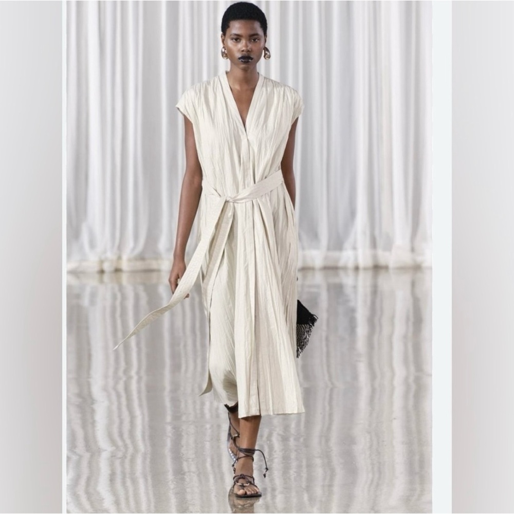 Zara ZW collection belted wrinkled dress. New without tag. - Picture 4 of 6